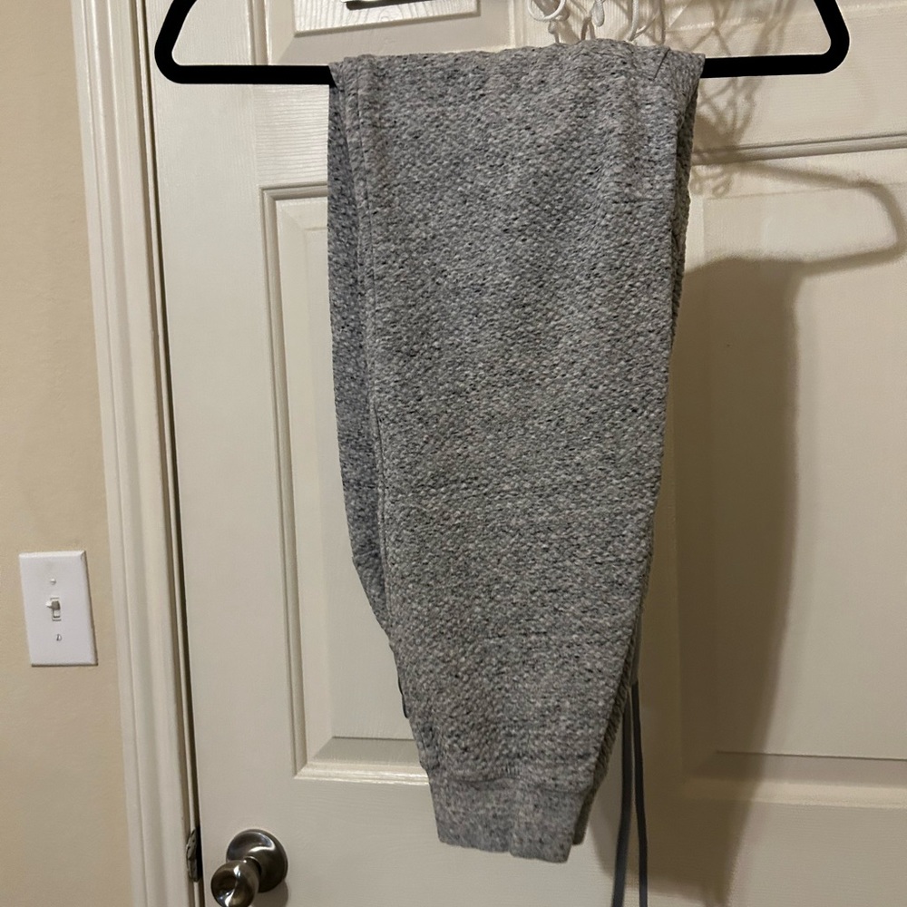 Lululemon at ease joggers